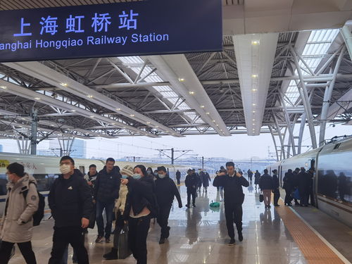 今年春运上海预计到发客流总量4237万人次,铁路同比增长47